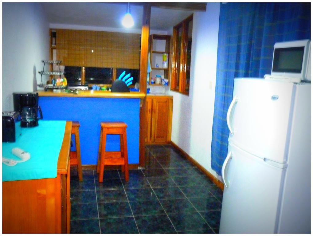 3 Bamboo Eco Lodge Cahuita Room photo