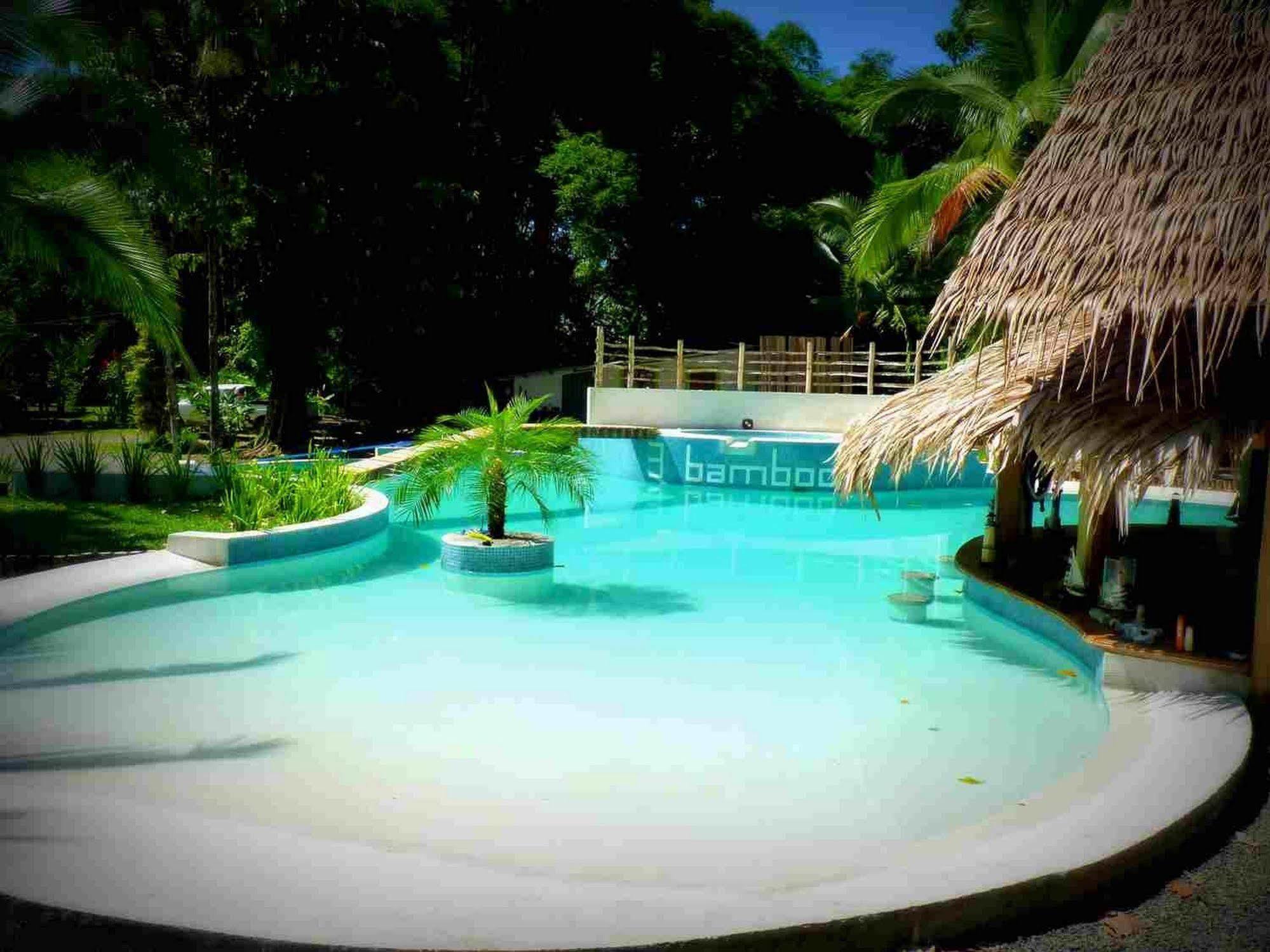 3 Bamboo Eco Lodge Cahuita Exterior photo